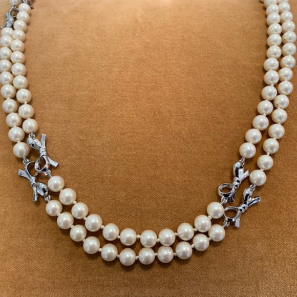 Carolee Jewelry - CAROLEE Faux Pearl Strand Necklace